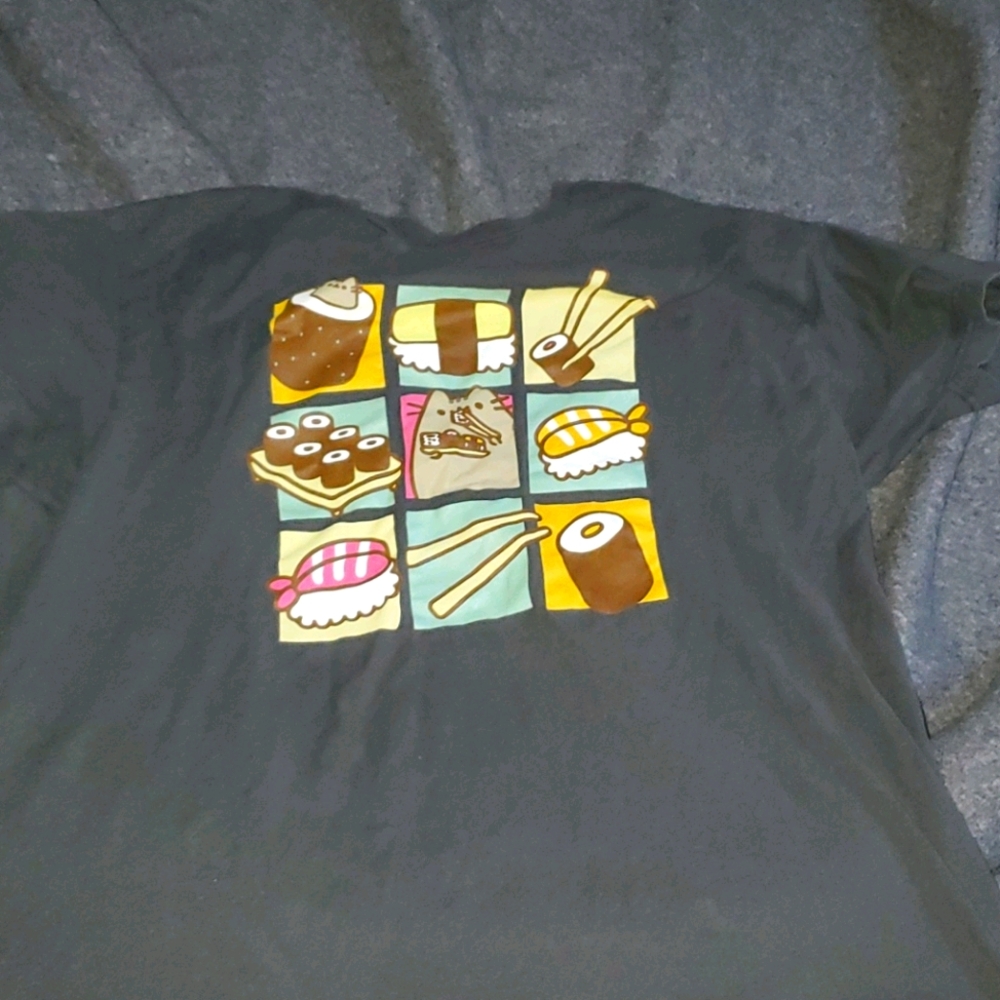 Pusheen shirt, Large